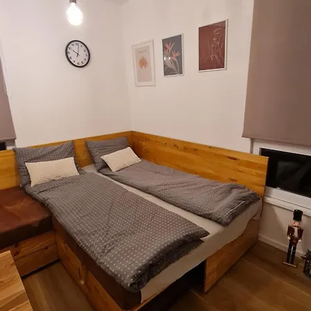 Apartment Sisarka *